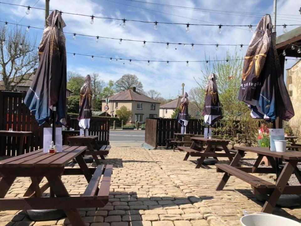 The Hare & Hounds Inn Foulridge Zewnętrze zdjęcie